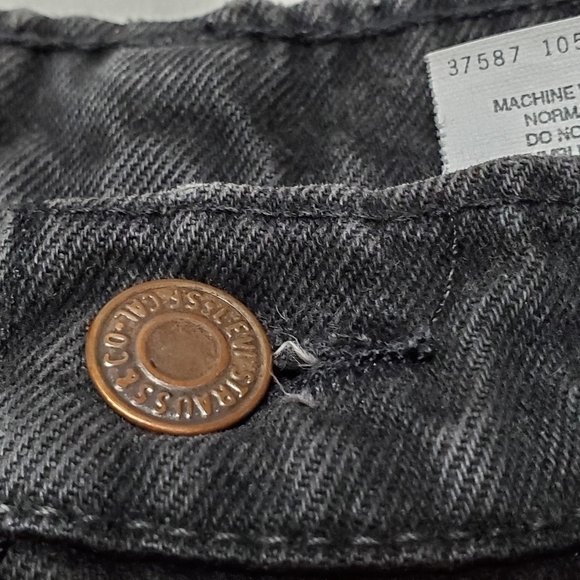 VINTAGE Levi's 550 Red Tab Black Stone Wash Relaxed Tapered High Rise Jeans 6 - Picture 9 of 13